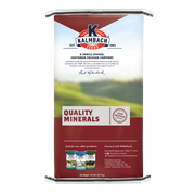 Kalmbach Free-Choice Mineral for Pasture & Feedlot Cattle – Year-Round Nutrition - 50 lb